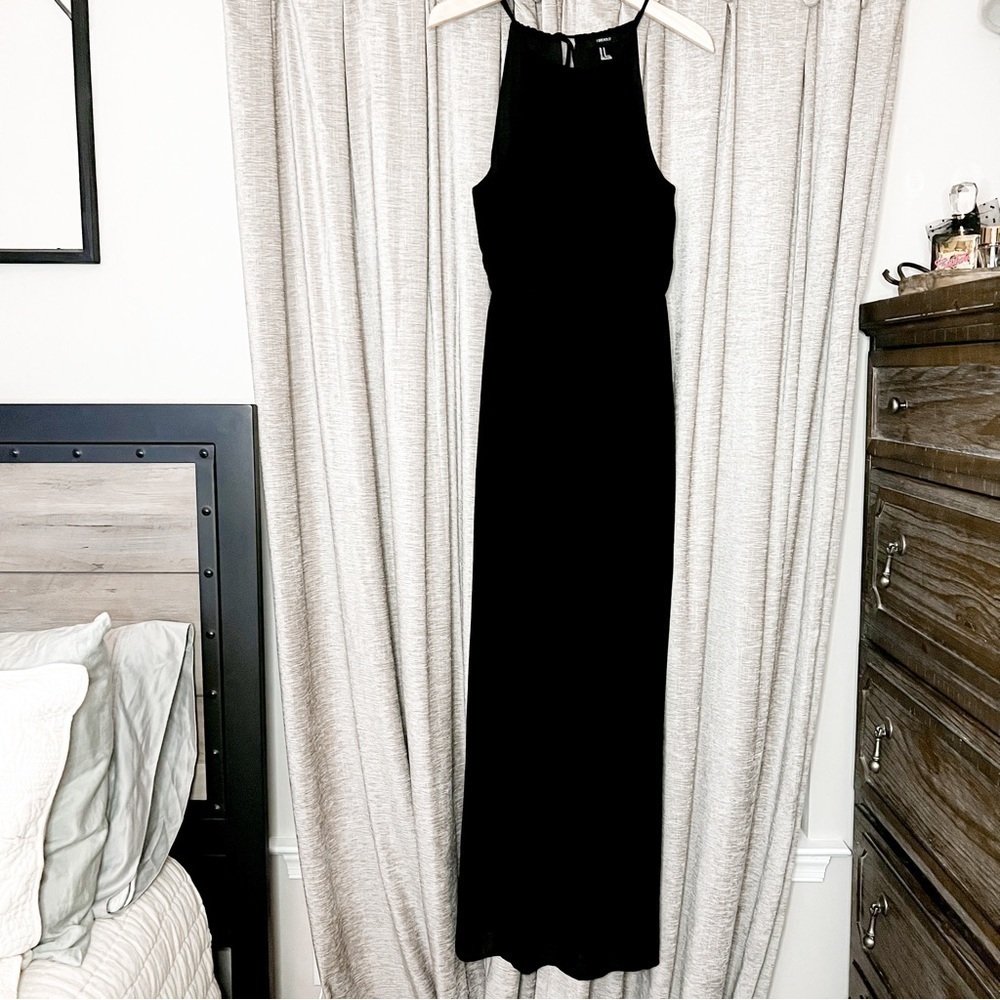 Forever 21 Black High Neck Spaghetti Strap Maxi Dress with Leg Slit Size Medium